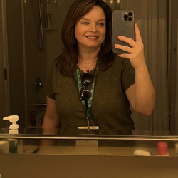 Hmelissa2026's Chat & Dating Profile